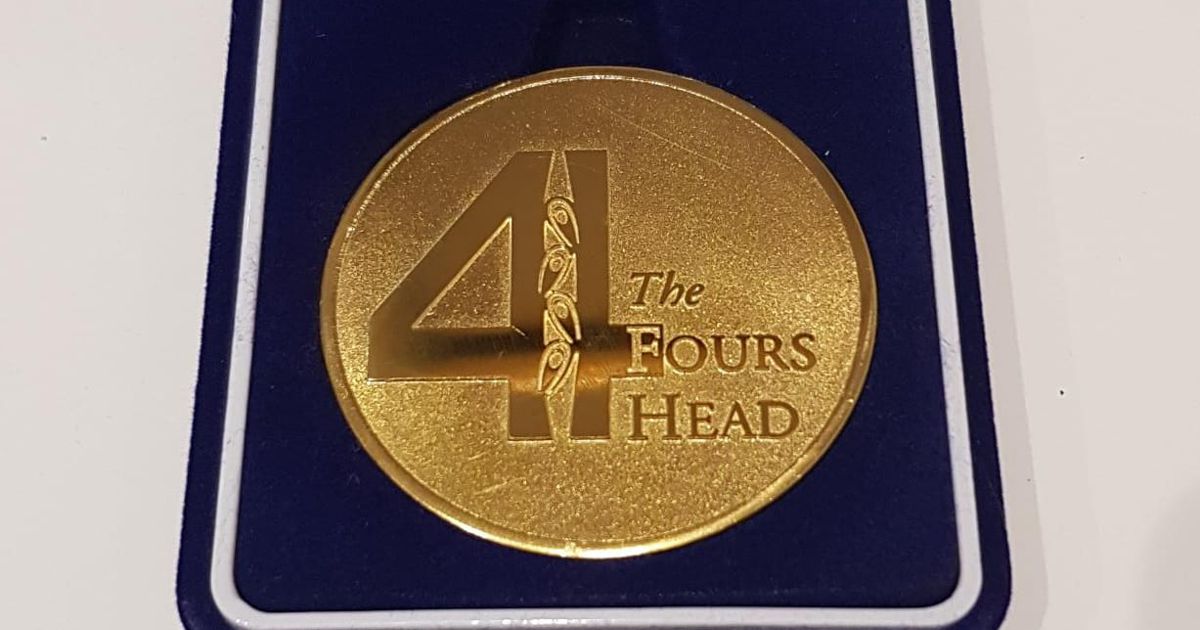 Fours Head medal